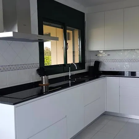 Tatil Evi Casa De Lujo En Primera Linea: Piscina, A/a, Wi-fi, Barbacoa, Jardin, 50m De La Playa. - Es-89-113 *
