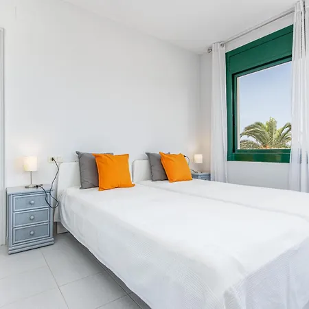 Casa De Lujo En Primera Linea: Piscina, A/a, Wi-fi, Barbacoa, Jardin, 50m De La Playa. - Es-89-113 *